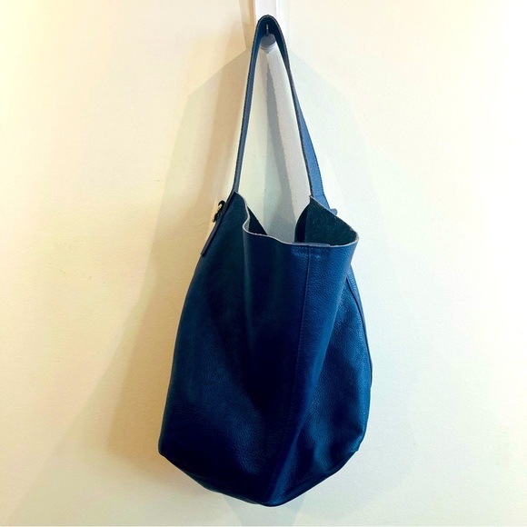 L Credi Handbags - L CREDI Leather Slouchy Boho Bohemian No Strap Shoulder Bag Tote Purse